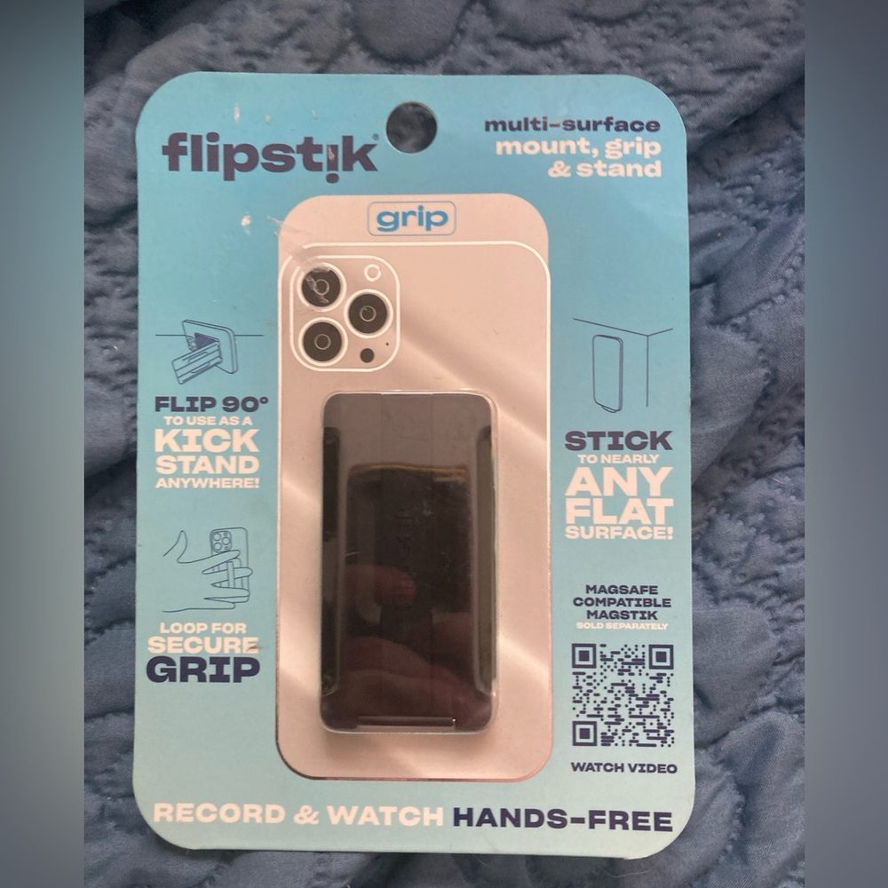 Flipstik Defy Gravity Cell Phone Stick & Stand with Grip Loop - Black